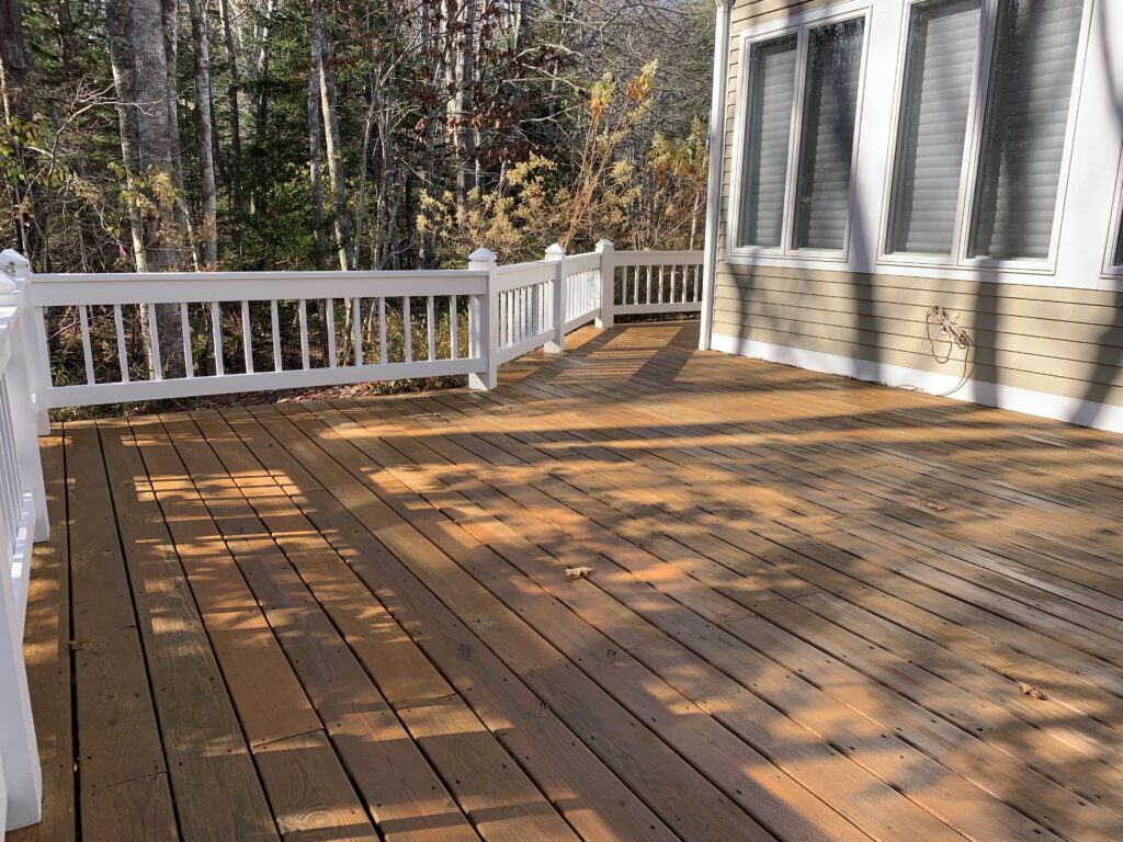 Wood vs Composite Decking, Is it worth the Cost? Deck Teck